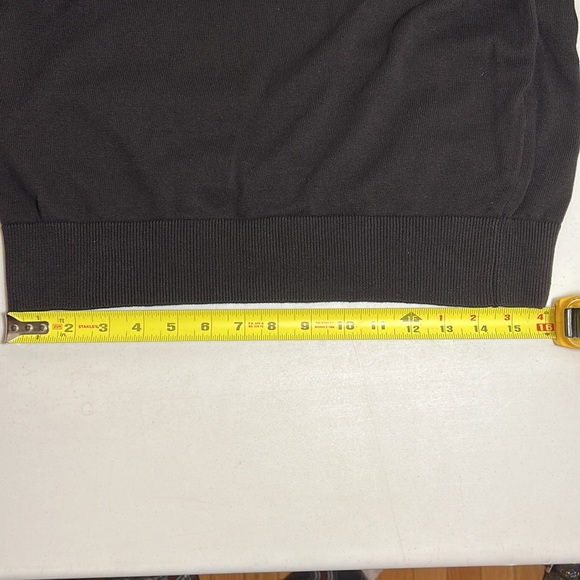 Guess Los Angeles Embroidered Sleeves Mens Sweater Red And Black US Size L - Picture 5 of 8